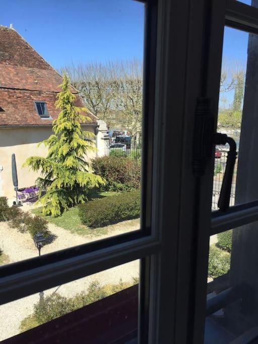 Bel Appart Au Bord De L'Eau Proche Gare Avec Wifi Auxerre Bagian luar foto