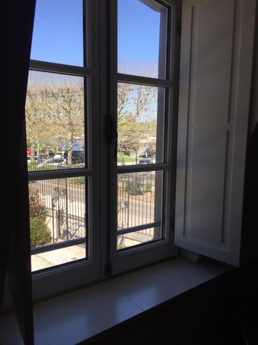 Bel Appart Au Bord De L'Eau Proche Gare Avec Wifi Auxerre Bagian luar foto